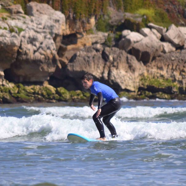 surf para adultos en la escuela de surf los locos